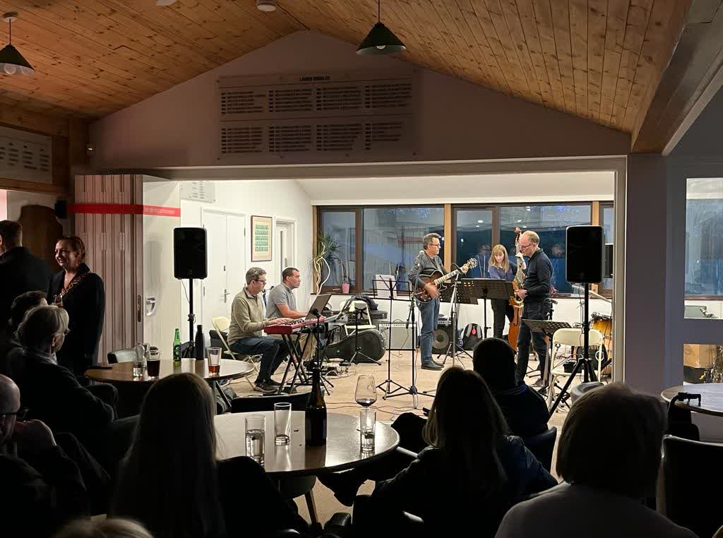 Band shot from Elliswick jam, April 23