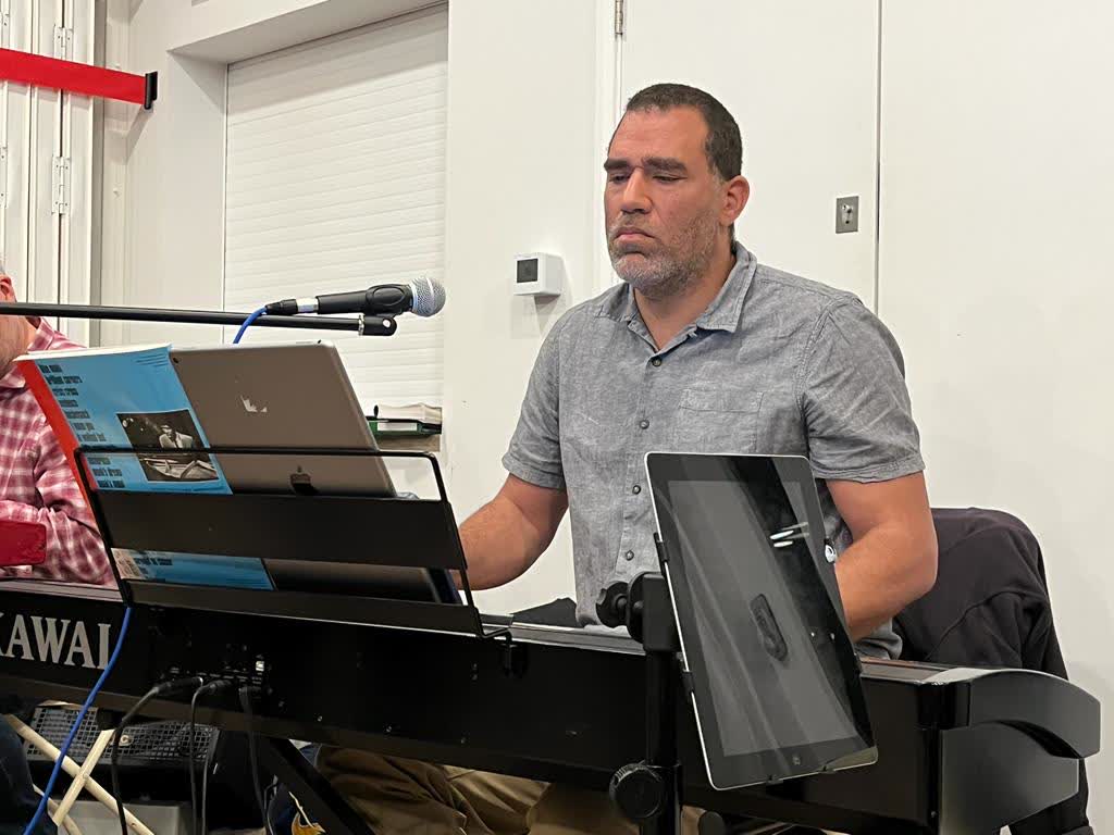 Tim Sutton, keys